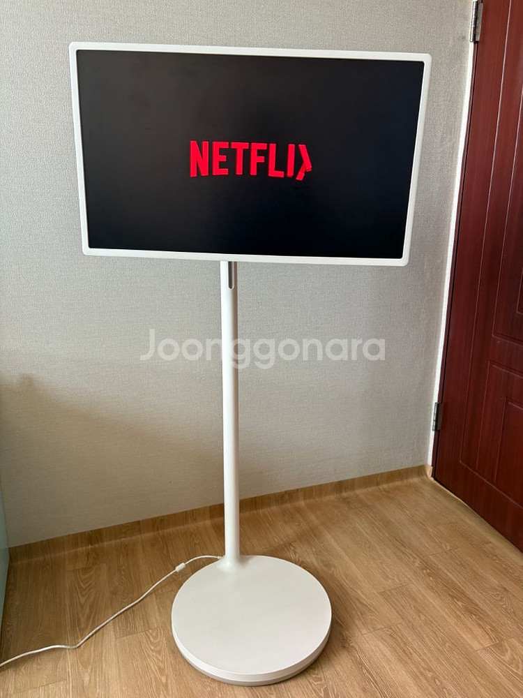 LG 스탠바이미 판매합니다.--1