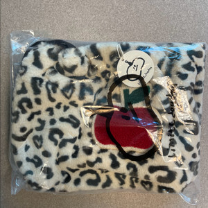 리미떼두두 애플레오파드 가방