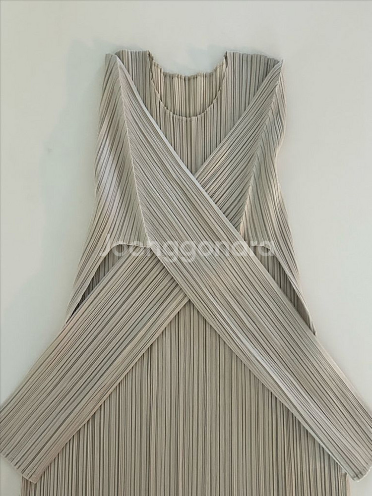 플리츠플리즈 먼슬리탑 그레이지3--5