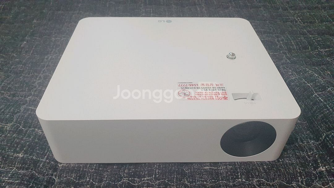 LG 시네빔 PF610P 프로젝터--1