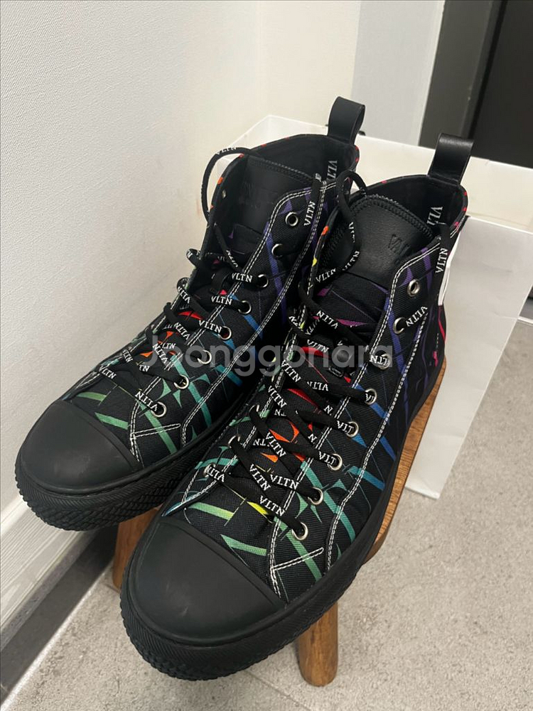 (정품)발렌티노 하이탑 로고 스니커즈 42--2