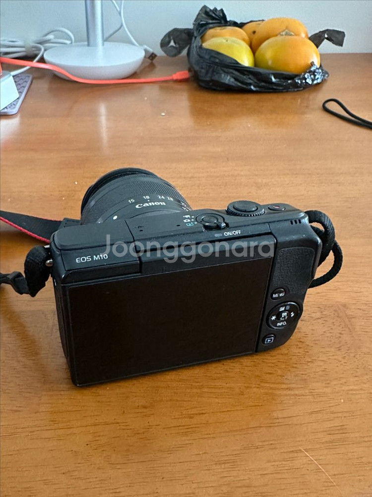 캐논 EOS M10 미러리스 카메라 (15-45mm 렌즈 장착)--1