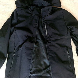 [ 미개봉새상품_등산바람막이점퍼 / 가을바람막이100 / 등산복 / 남자바람막이 저렴히 판매 ]