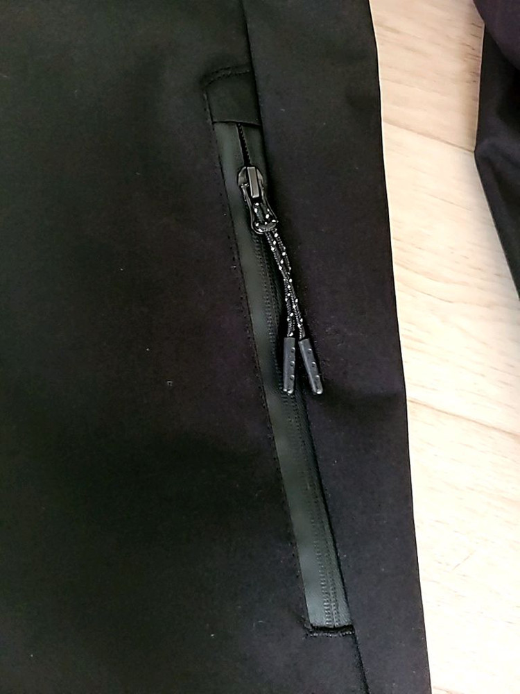 [ 미개봉새상품_등산바람막이점퍼 / 가을바람막이100 / 등산복 / 남자바람막이 저렴히 판매 ] 이미지