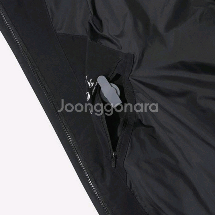 데상트 듀얼리스 헬리움 남자 패딩 자켓 XL 105--16