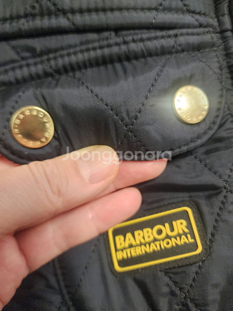 바버 걸즈 인터내셔널 폴라 퀼팅 자켓 블랙 S 6/7--7