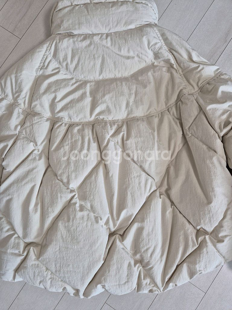 지컷 구스 패딩 점퍼--4