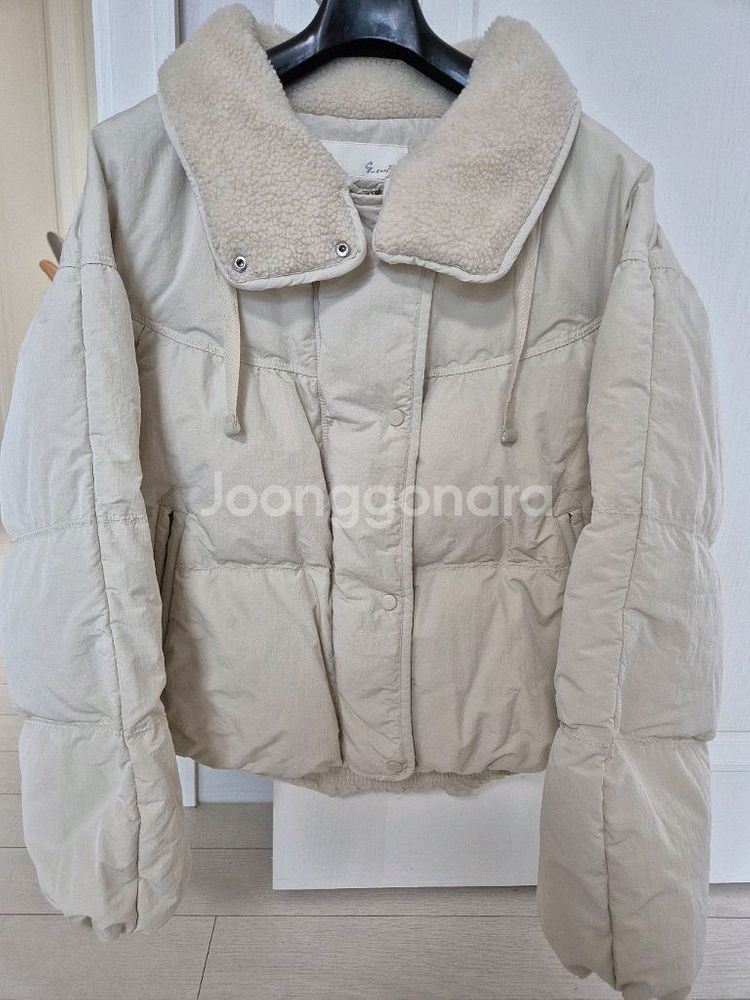 지컷 구스 패딩 점퍼--1