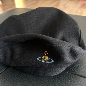 비비안웨스트우드st 베레모