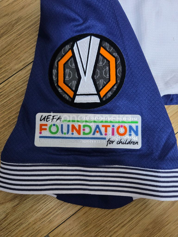 토트넘 손흥민 유로파 우승 기념 유니폼 상하의세트 새상품 판매(사이즈 105)--5