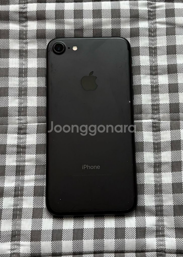 아이폰7 블랙 128GB--1