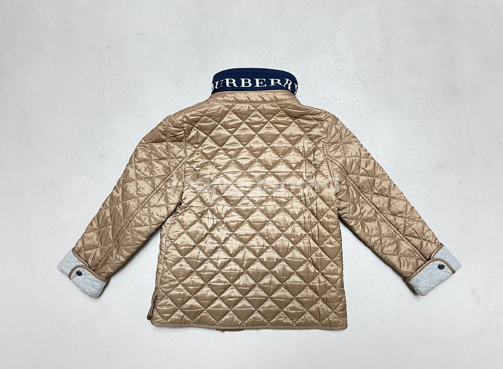 버버리 키즈 퀼팅 자켓(6Y)--1