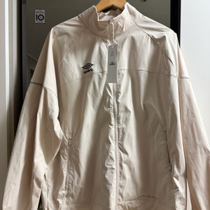 엄브로 액티브 스트레치 바람막이 윔업자켓 105size