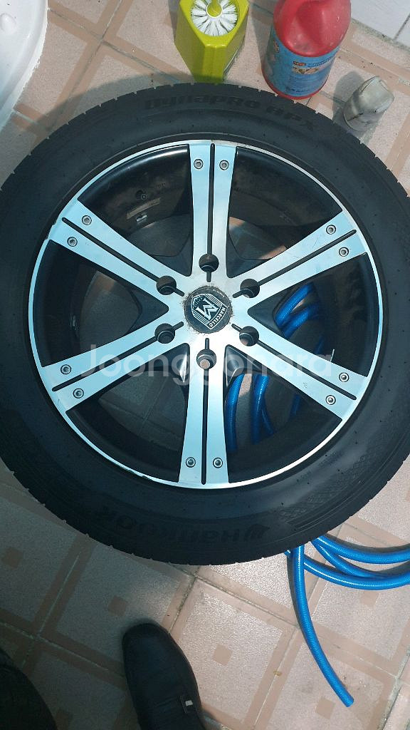 그랜드카니발 스타렉스 235 55 18 휠타이어 4본--0