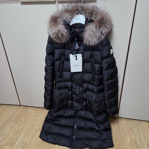 새상품 몽클레어 여성 클로에 롱패딩 블랙1