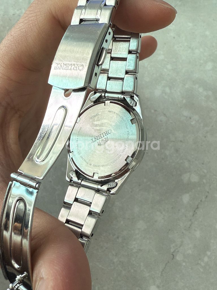 오리엔트 스위머 흰판--1