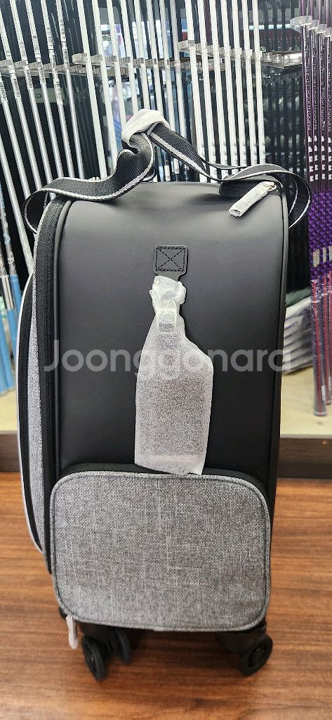 새제품,정품- 타이틀리스트 휠 보스턴백--4