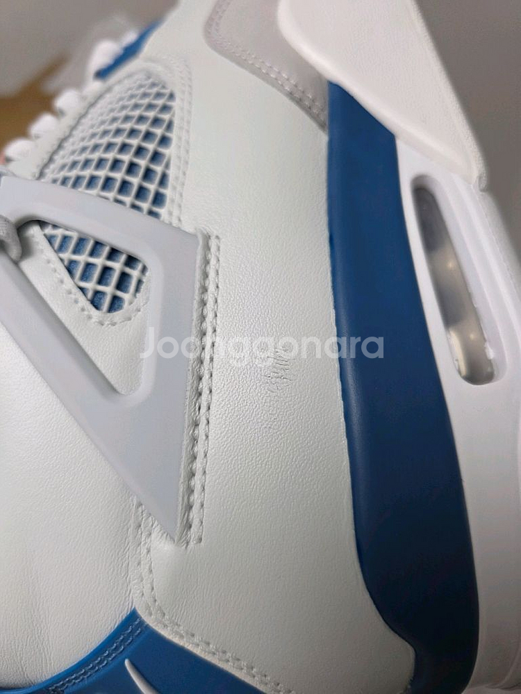 나이키 에어 조던4 인더스트리얼 블루 285 판매합니다.--5