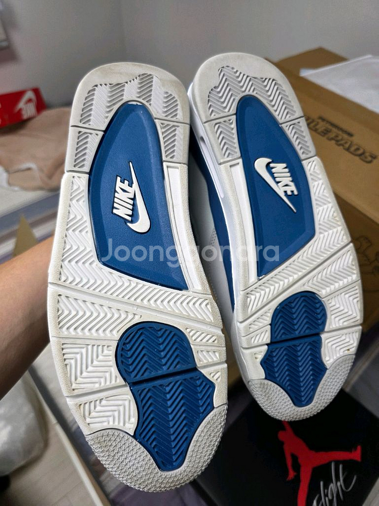 나이키 에어 조던4 인더스트리얼 블루 285 판매합니다.--3