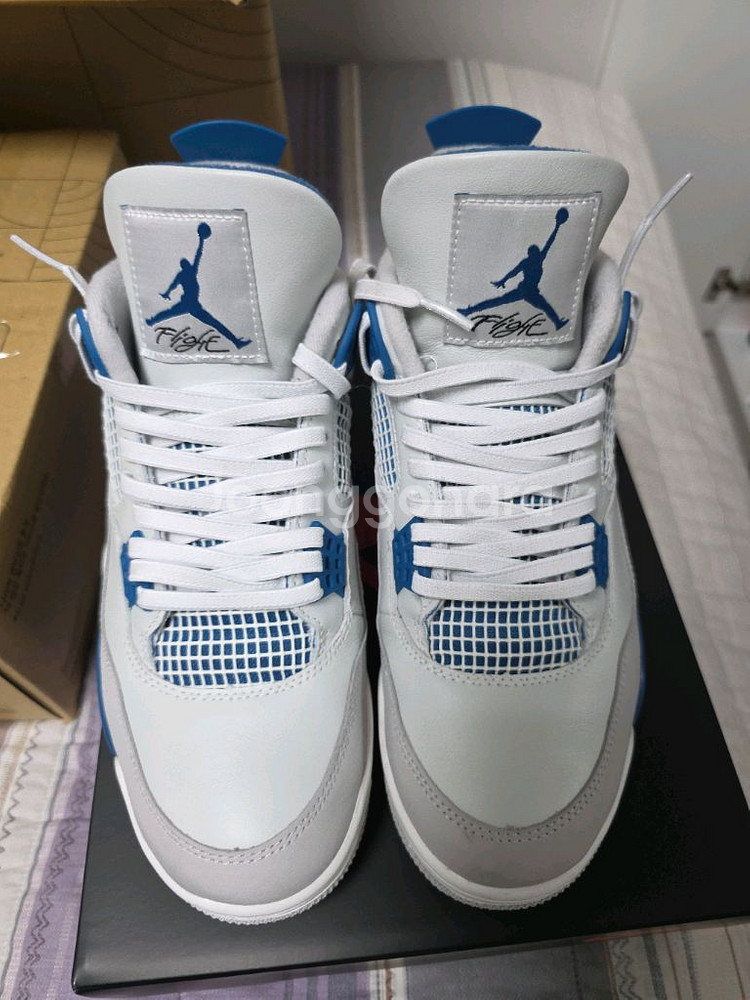 나이키 에어 조던4 인더스트리얼 블루 285 판매합니다.--2