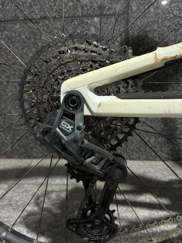 이번주까지만290만원!!누크프루프 기가 라지사이즈 네고가능 (판매만) 이미지