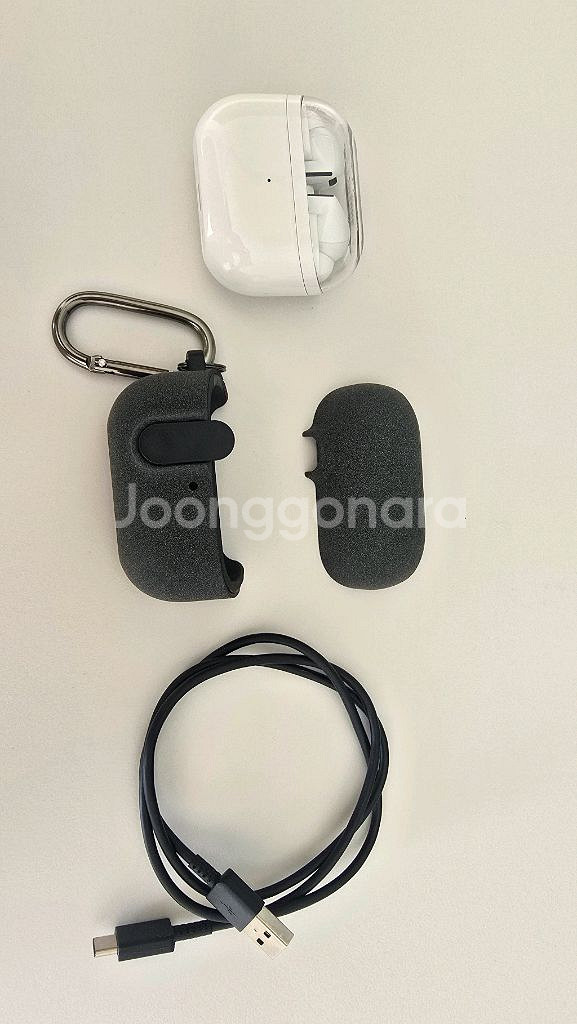 갤럭시 버즈3프로 화이트 새상품급 케이스포함--0