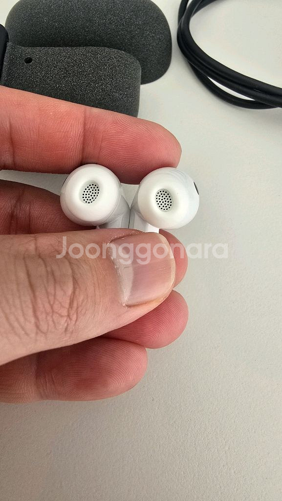 갤럭시 버즈3프로 화이트 새상품급 케이스포함--6