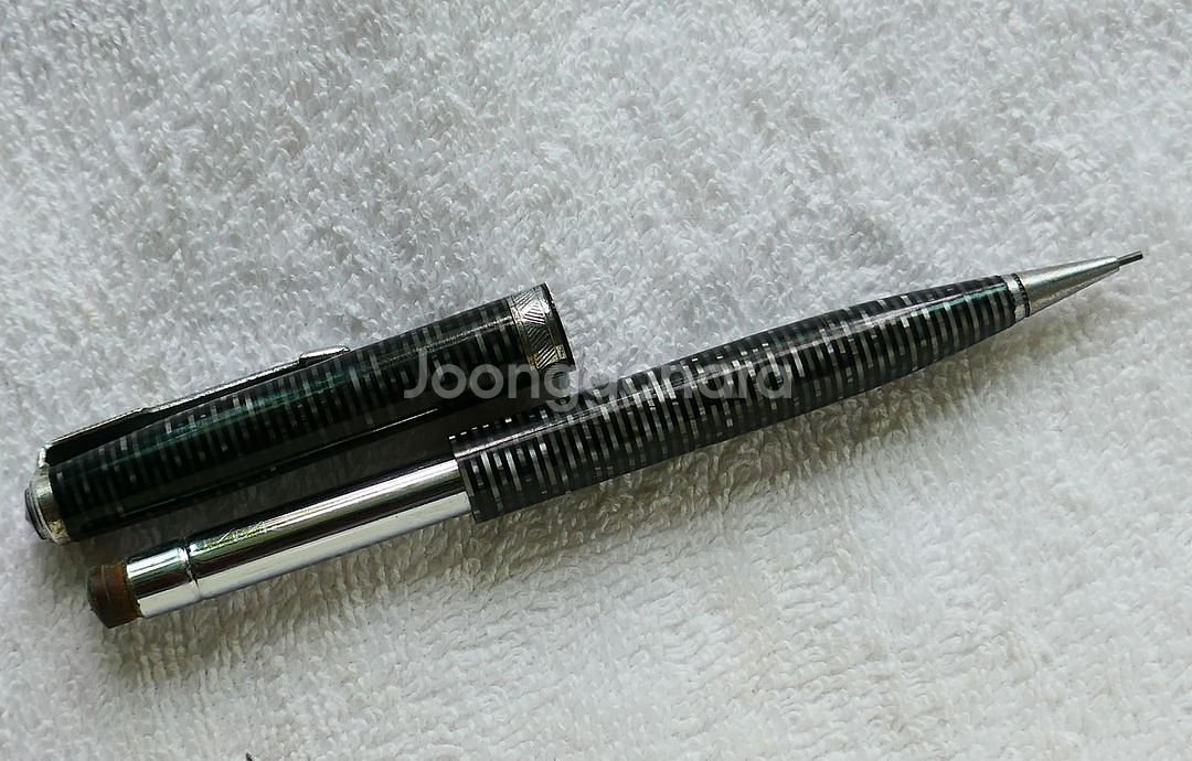 파카 바큐메틱 샤프연필 0.9mm 펄그레이색--1