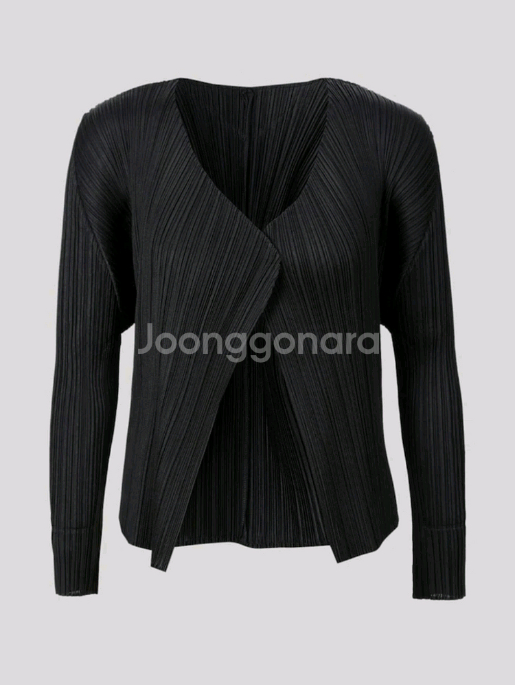 이세이미야케 플리츠플리즈 가디건 베이직 가디건 블랙 3사이즈--0