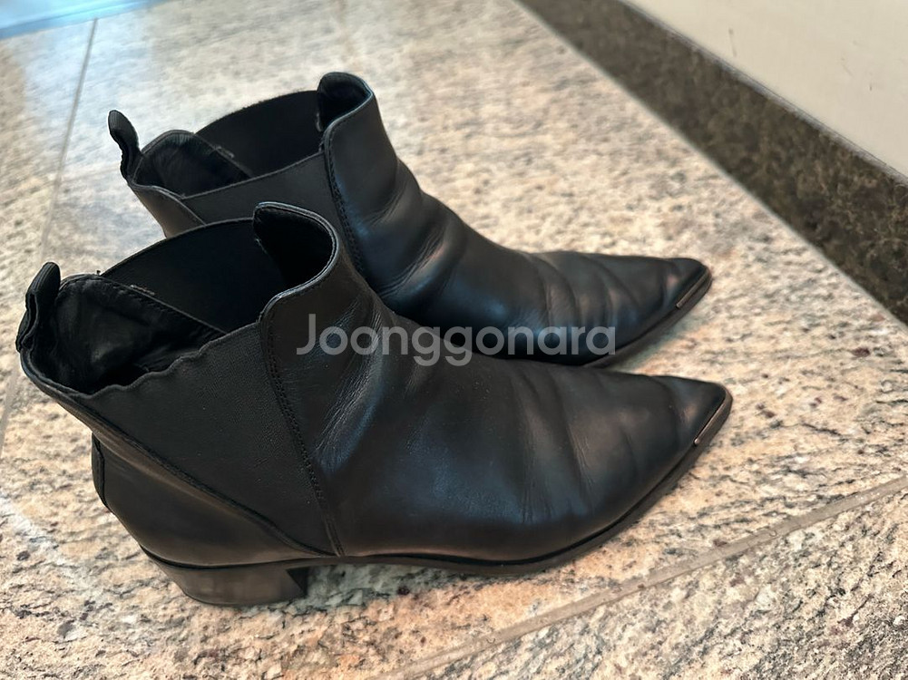 아르네 스튜디오 앵클부츠 245--1