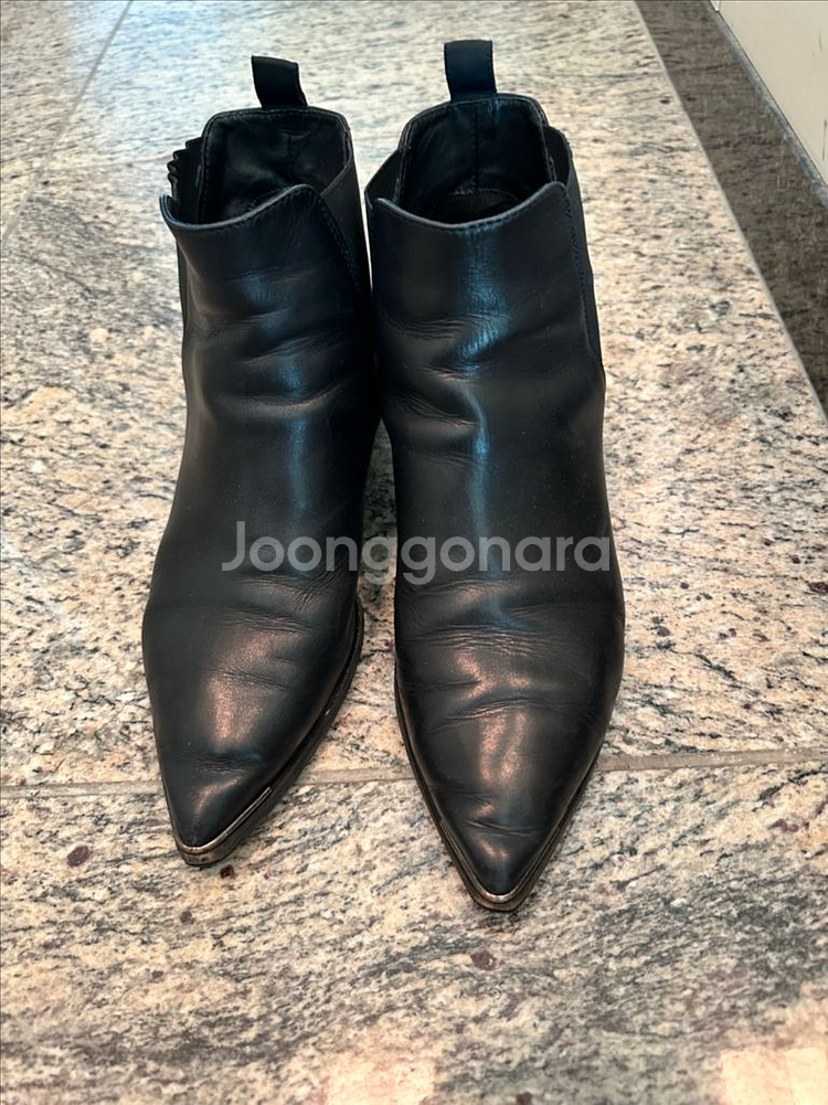 아르네 스튜디오 앵클부츠 245--8