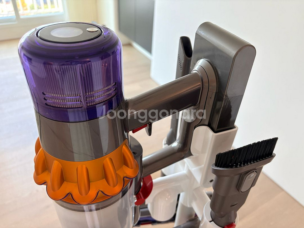 다이슨 청소기 v15--5