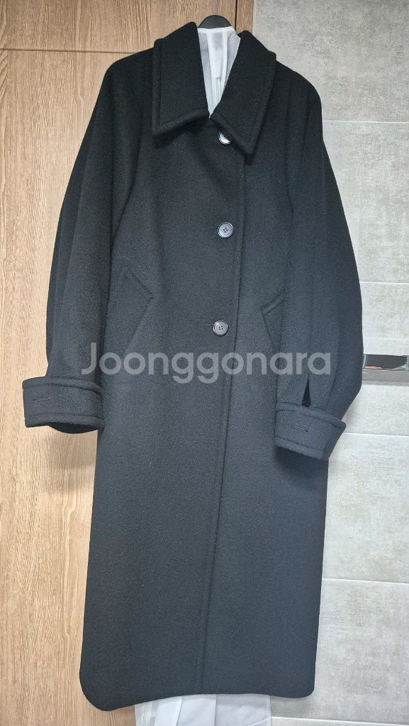 구호플러스 시그니처 볼륨 실루엣 코트 새상품--6