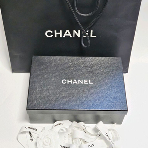 샤넬 신발박스 + 쇼핑백