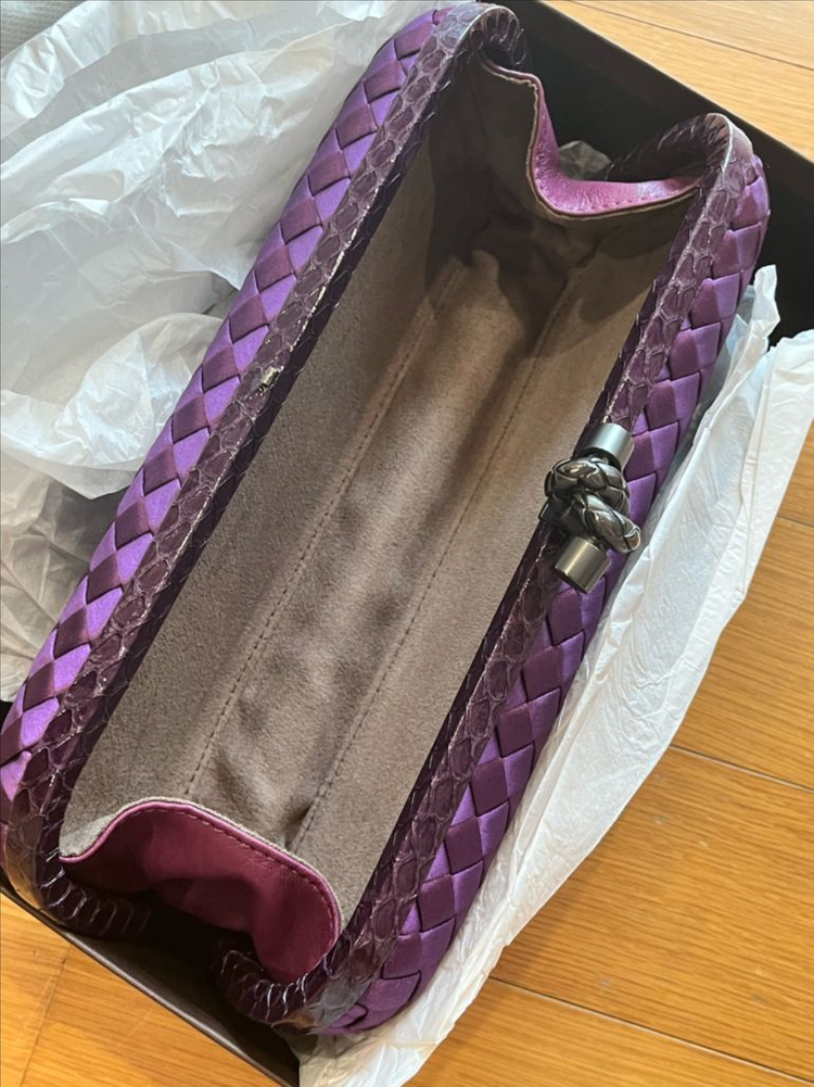 에이치포유 곽지희 아만다 보테가 클러치 돌잔치 가방 이미지
