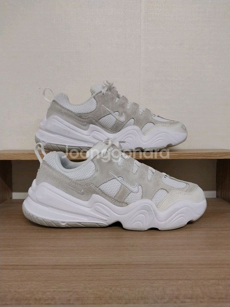 여성 나이키 테크 헤라 화이트 런닝화, 운동화 (235)--4