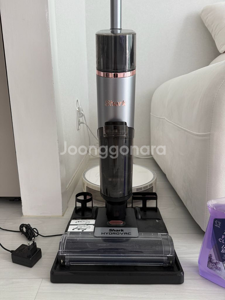 샤크 하이드로백 WD210KR 진공청소기--3