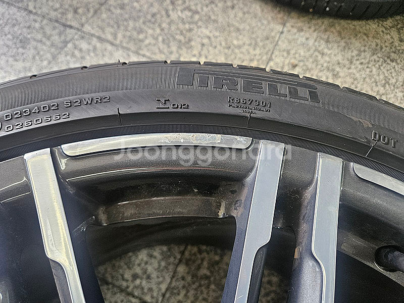 포르쉐 970 파나메라 터보3 정품 20인치 휠 후륜--2