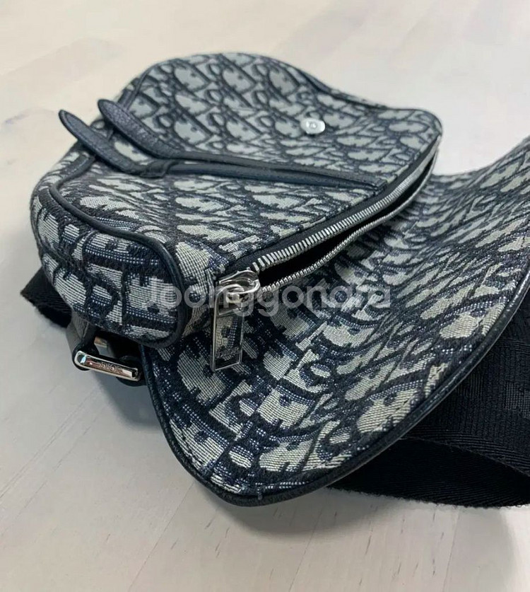 디올 오블리크 새들백--5