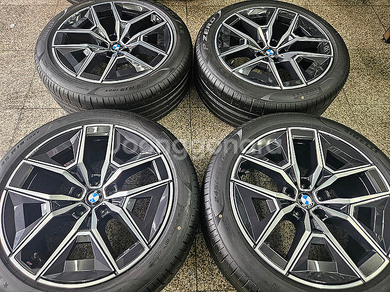 BMW G60 5시리즈 19인치 936M 정품 휠 셋트--1