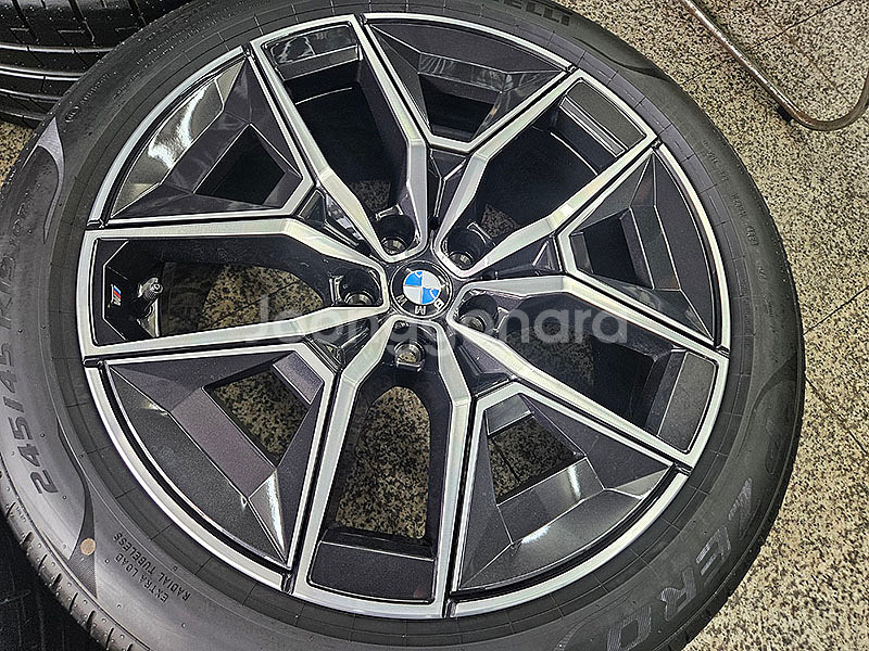 BMW G60 5시리즈 19인치 936M 정품 휠 셋트--3