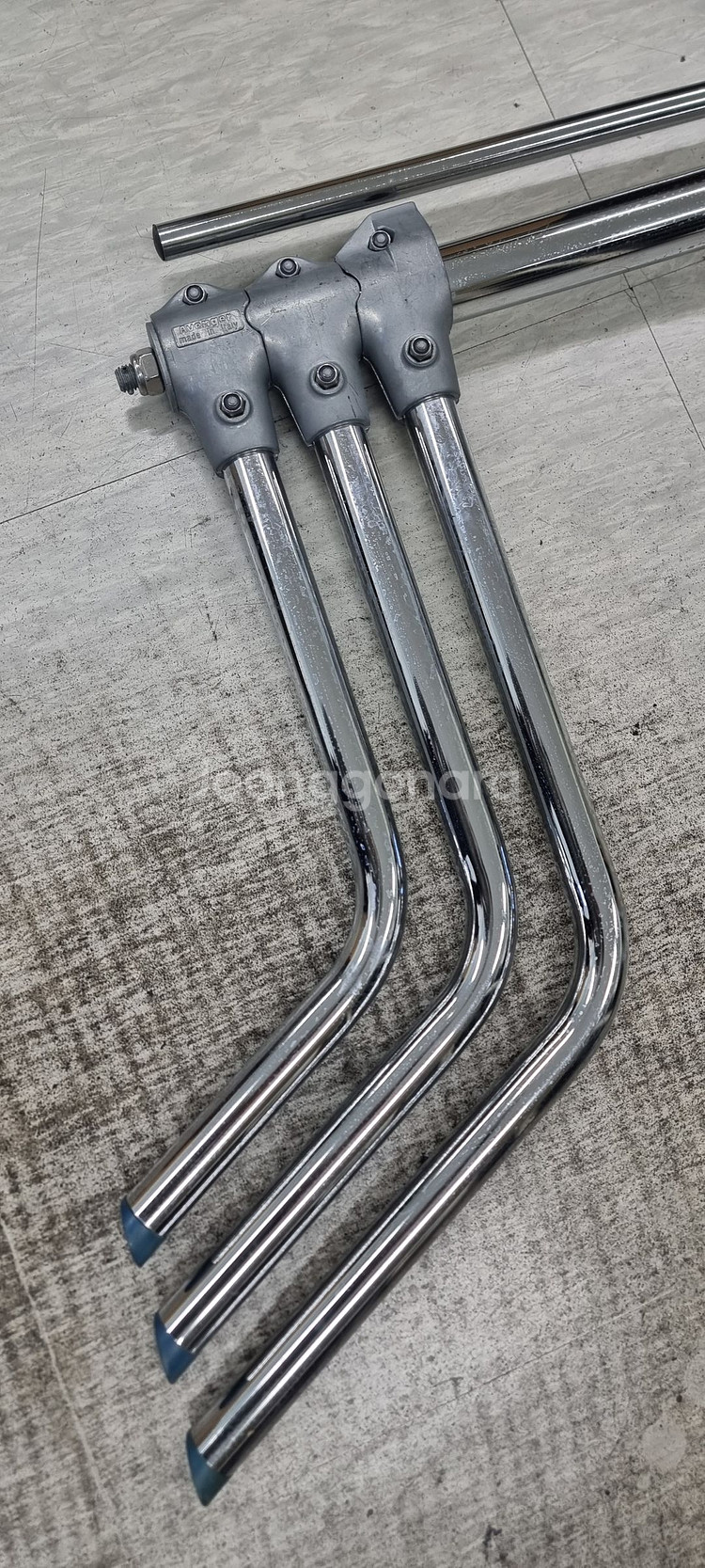 어벤저 AVENGER A2025F C Stand+D520+D200--5