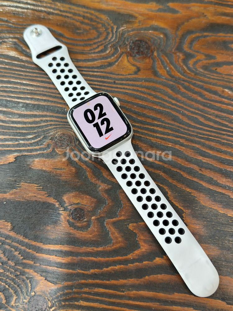 애플워치 se 44mm 스그 나이키 에디션 팝니다--0