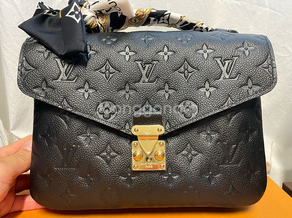 루이비통 포쉐트 메티스 앙프렝뜨 블랙--0