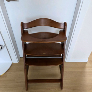 호크 베타플러스 하이체어 아기의자 팝니다.