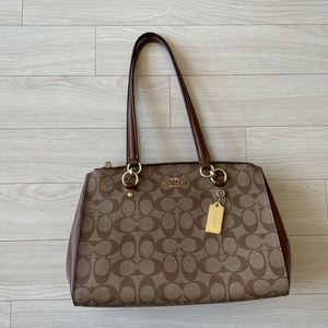 코치 시그니처 토트백(크로스백)