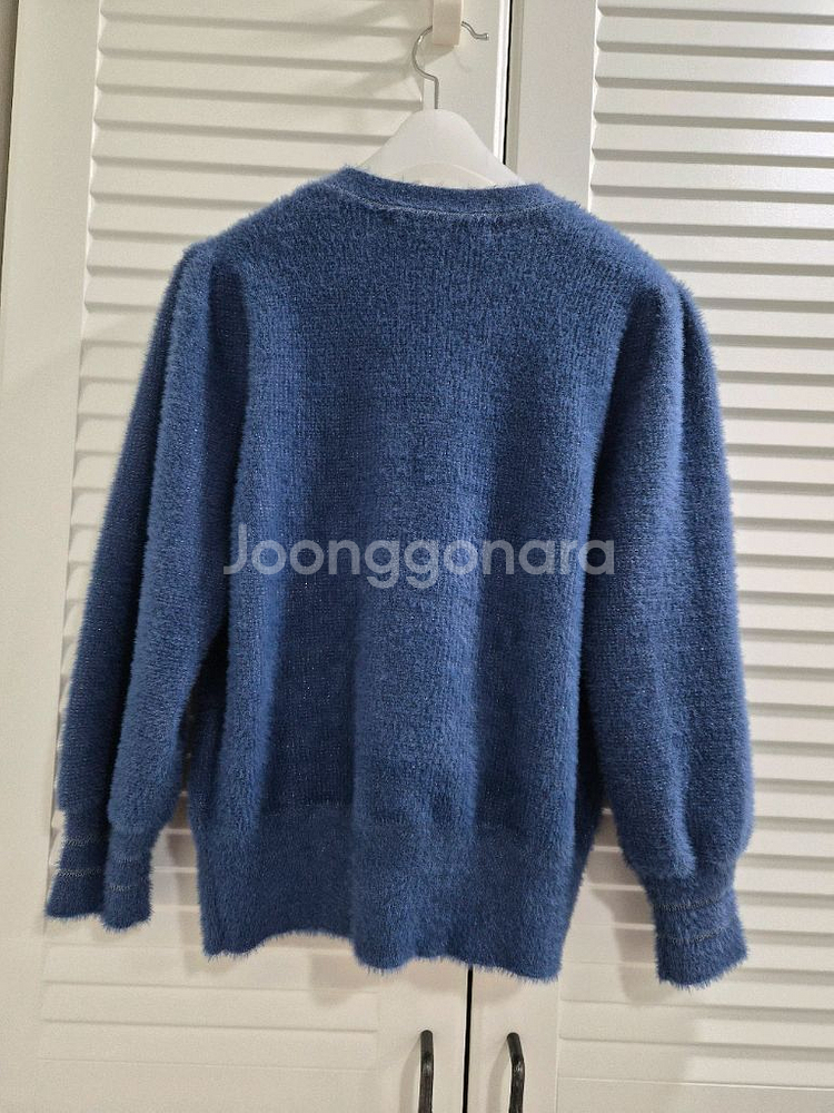 레니본 가디건 팝니다.--2