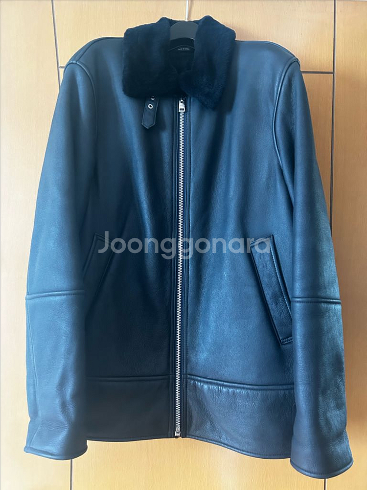 클럽모나코 시어링 봄버 재킷--3