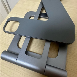 니케 아이패드 11인치 마그네틱 거치대 초경량