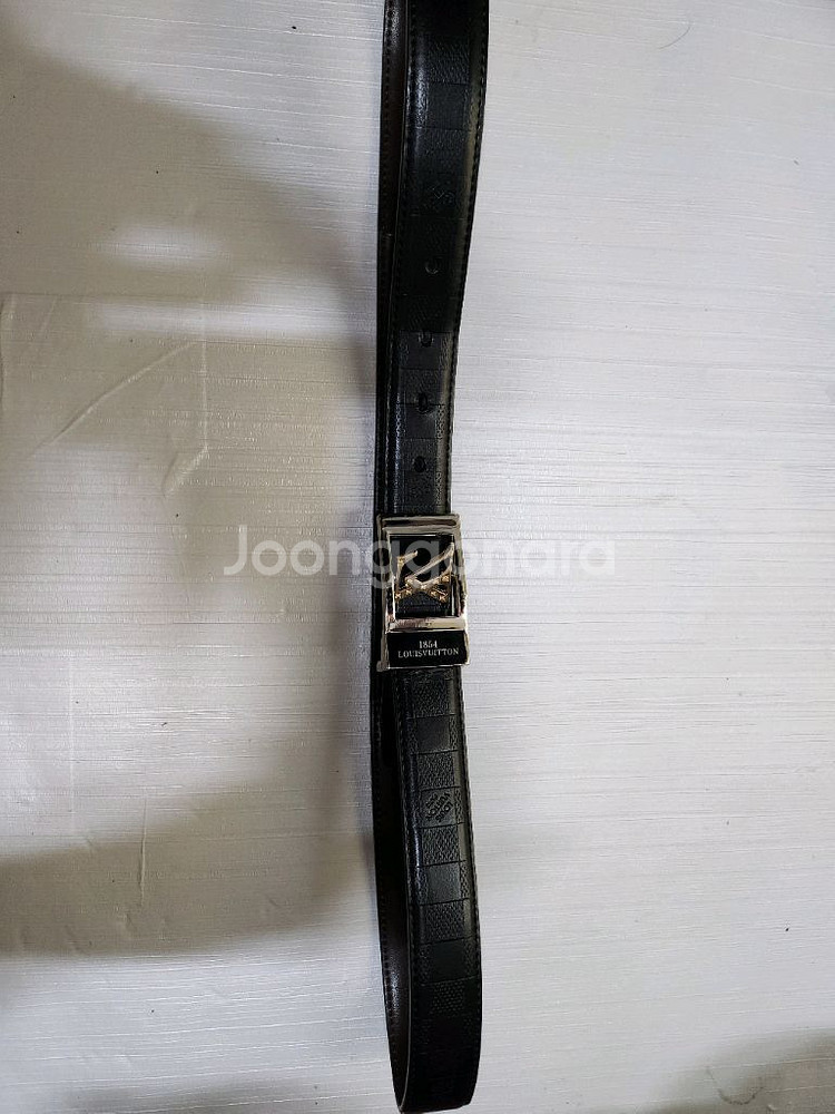 루이비통 LV 버클 남성 벨트 쿨거래시 에눌가능--1